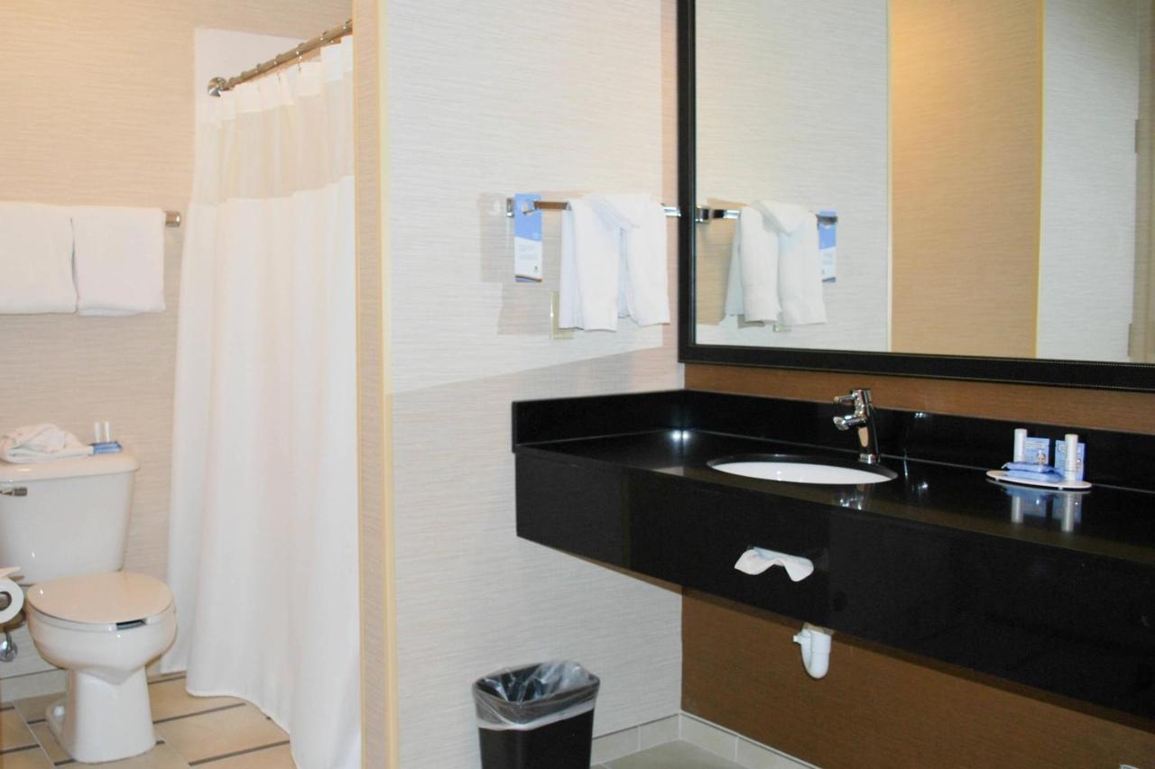Fairfield Inn Kansas City Downtown/Union Hill Ngoại thất bức ảnh