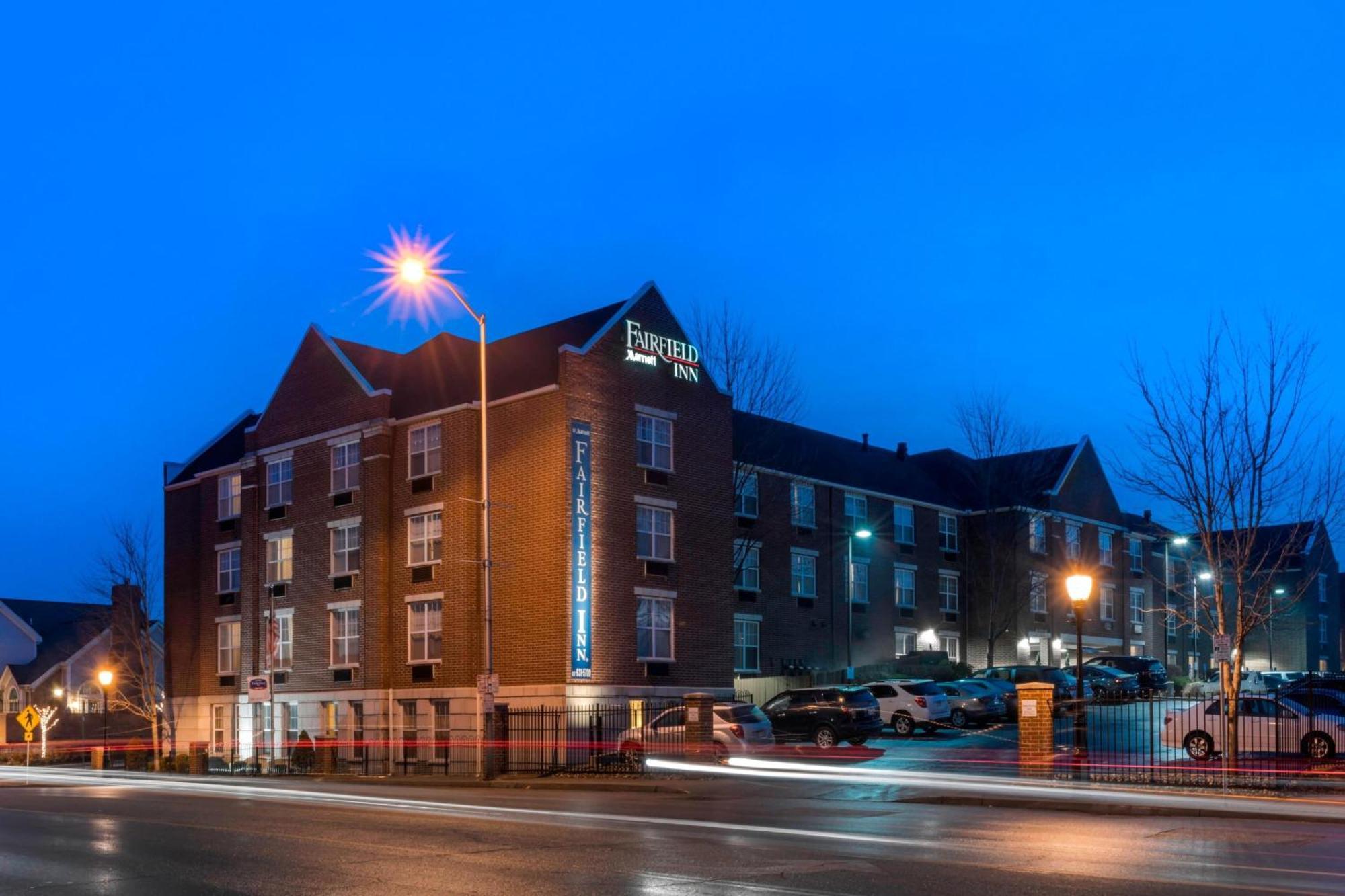 Fairfield Inn Kansas City Downtown/Union Hill Ngoại thất bức ảnh