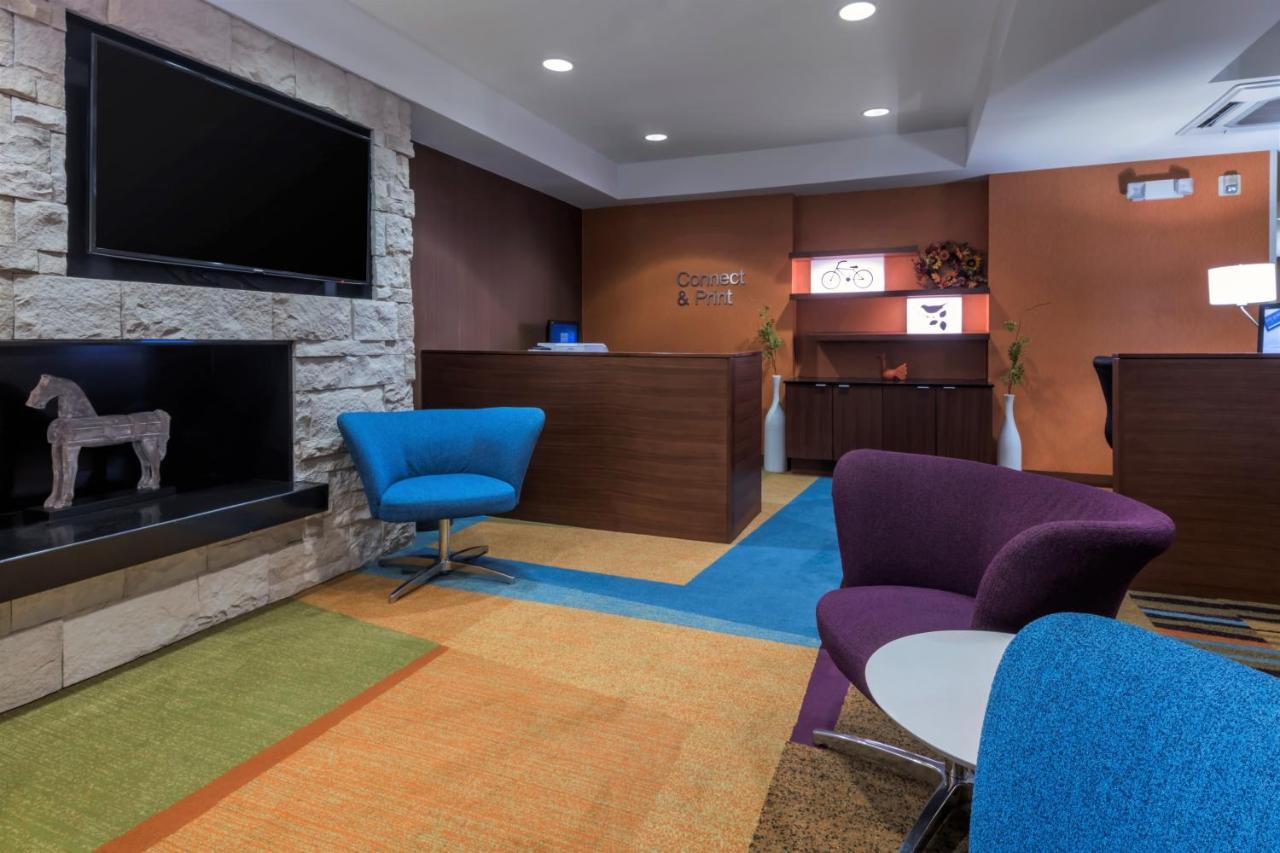 Fairfield Inn Kansas City Downtown/Union Hill Ngoại thất bức ảnh